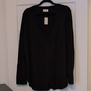 Chic Black V-Neck Long Sleeve Women's Top